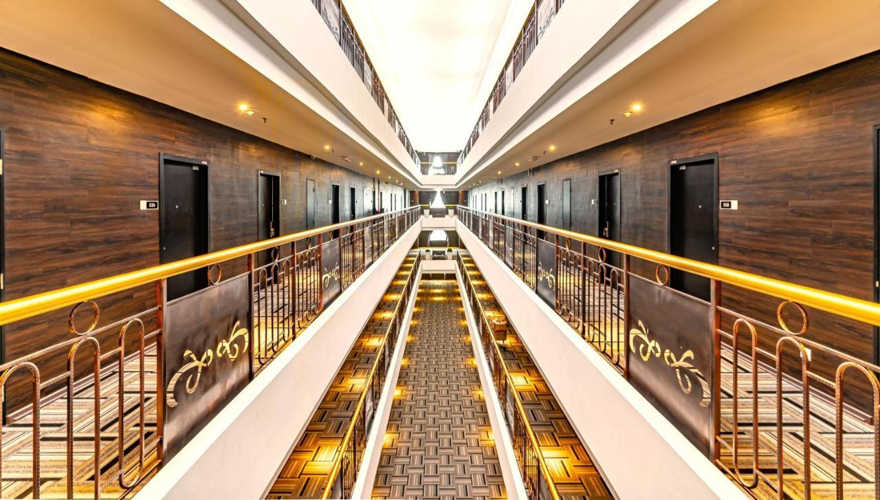 Le'Venue Hotel بانغي المظهر الخارجي الصورة